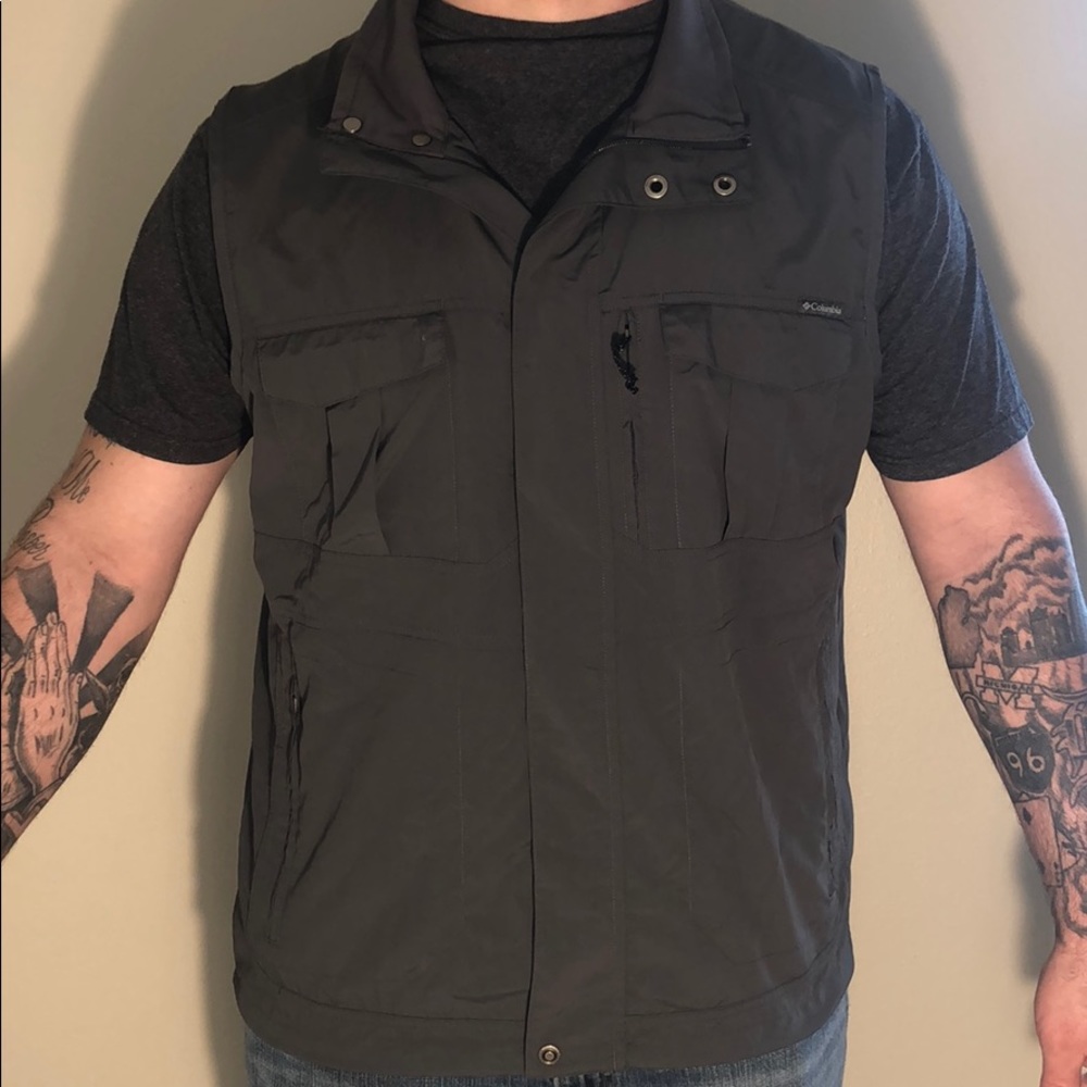 Columbia Men’s Vest Omni Shade Size XL